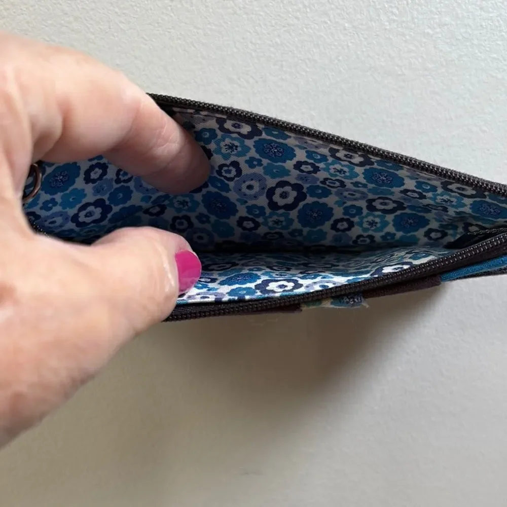 Vera Bradley Navy and White Travel Zip Wallet